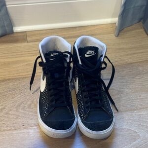 Nike Blazer Mid 77 Black High-Top Sneakers